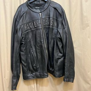 Men’s leather Harley Davidson jacket
